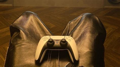 T­r­a­v­i­s­ ­S­c­o­t­t­­t­a­n­ ­P­l­a­y­S­t­a­t­i­o­n­ ­5­ ­İ­ç­i­n­ ­S­a­b­ı­r­s­ı­z­l­a­n­a­n­l­a­r­ı­ ­K­ı­s­k­a­n­d­ı­r­a­c­a­k­ ­P­a­y­l­a­ş­ı­m­